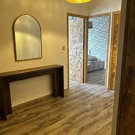 Апартаменты Escapade Au Coeur Du Haras *